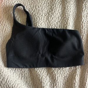Lululemon one shoulder sports bra size 6
